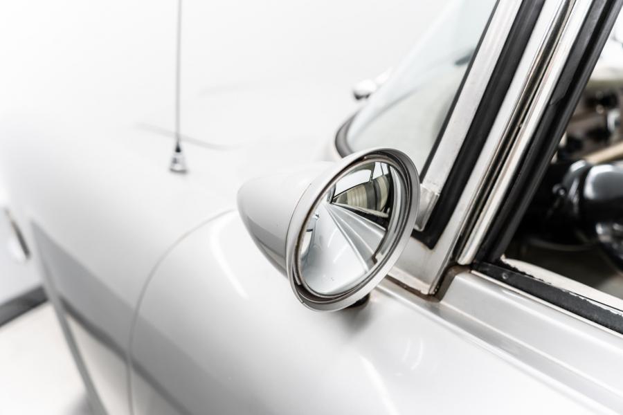Детали экстерьера Auto Union 1000 SP Coupe 1960 года  (фото 14 из 84)